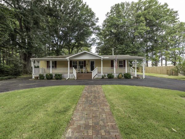 240 3RD ST, Rossville, TN 38066