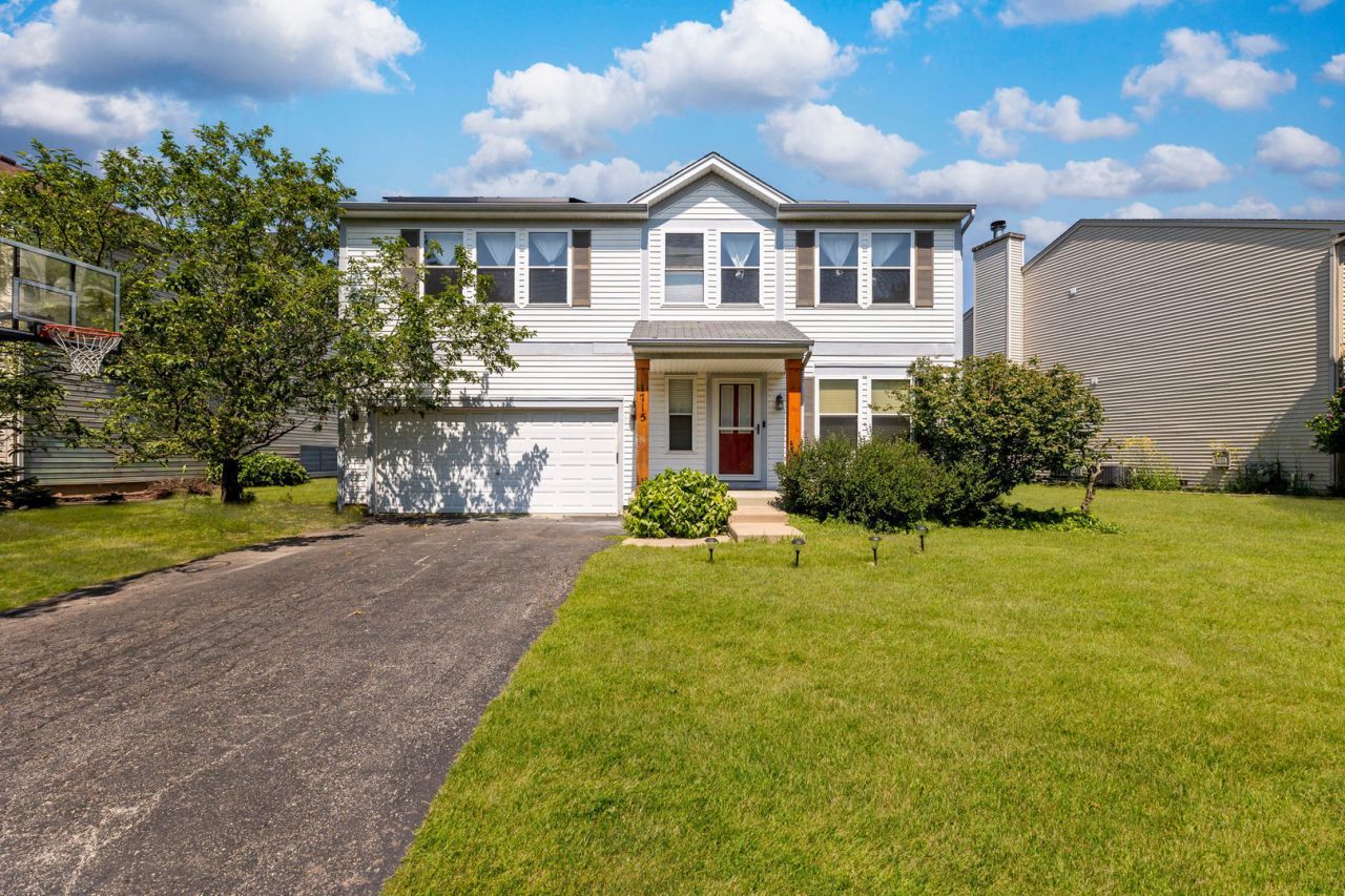 1715 Ivy Lane, Montgomery, IL 60538 Main Photo