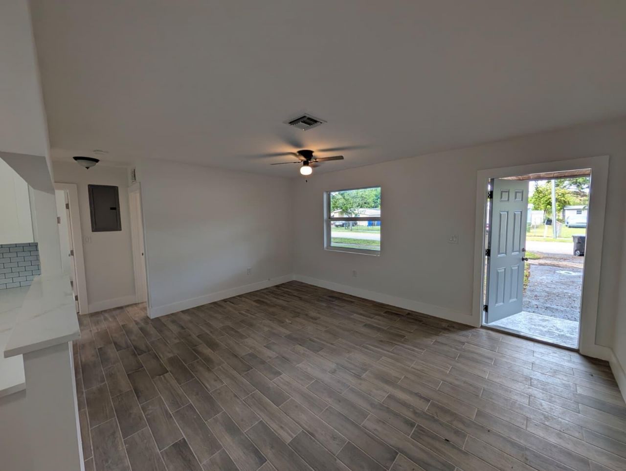 1733 NW 18th Street, Fort Lauderdale, FL 33311 Photo