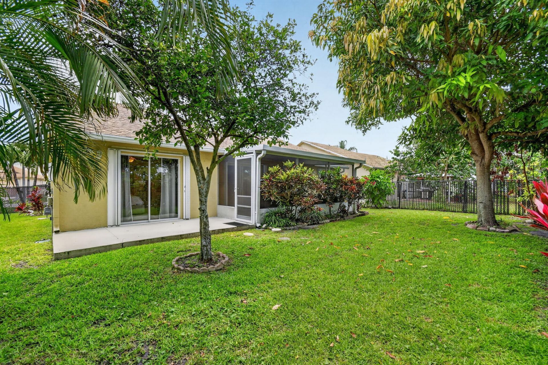 1080 Salmon Isle, Greenacres, FL 33413 Photo