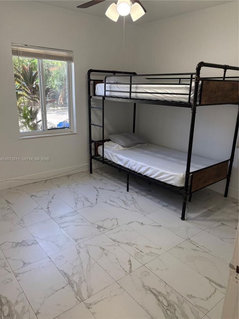2 NE 45th St, Unit 4, Miami, FL 33137 Photo
