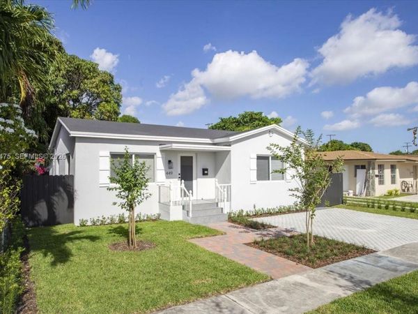 449 E 10th St , Hialeah, FL 33010
