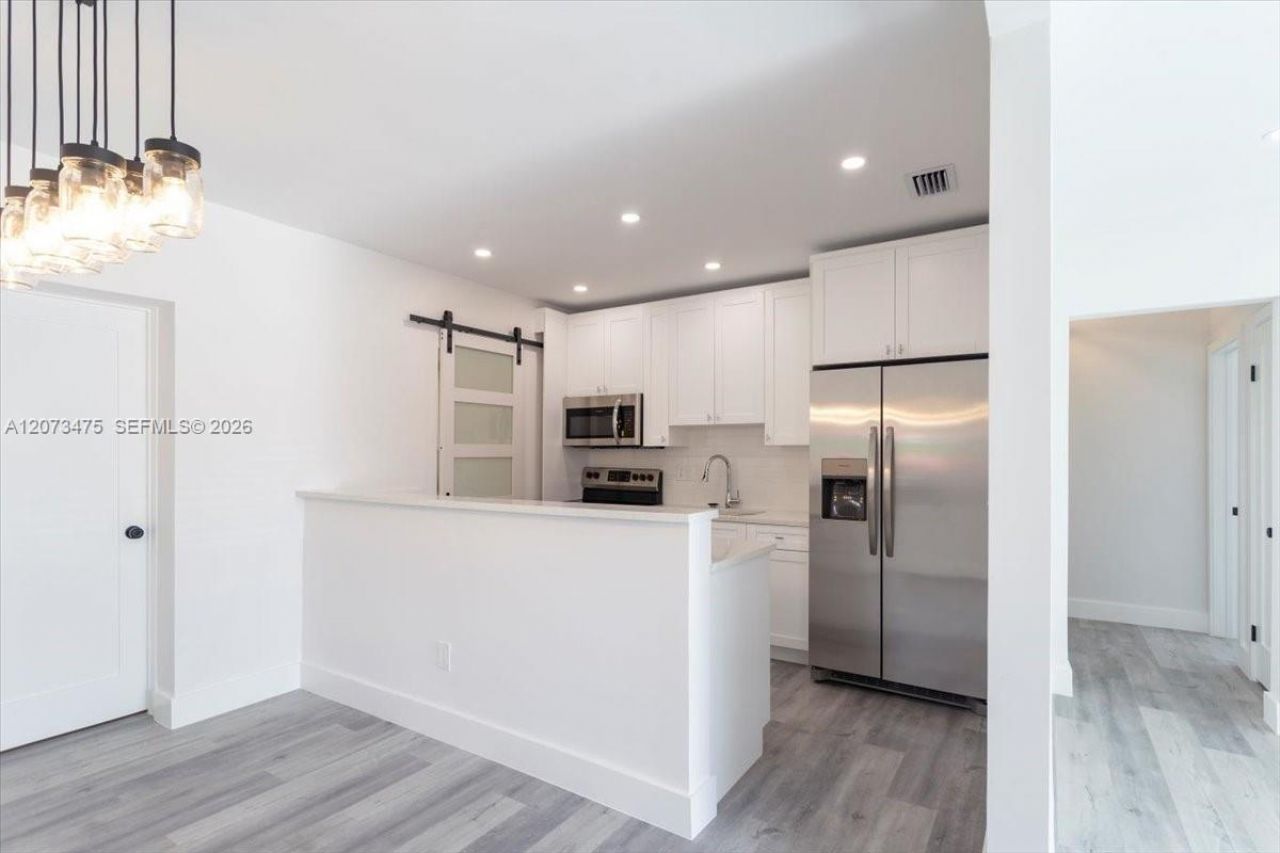 449 E 10th St , Hialeah, FL 33010 Photo