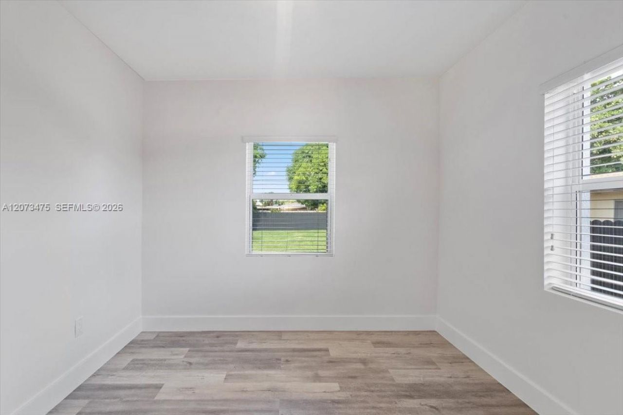 449 E 10th St , Hialeah, FL 33010 Photo