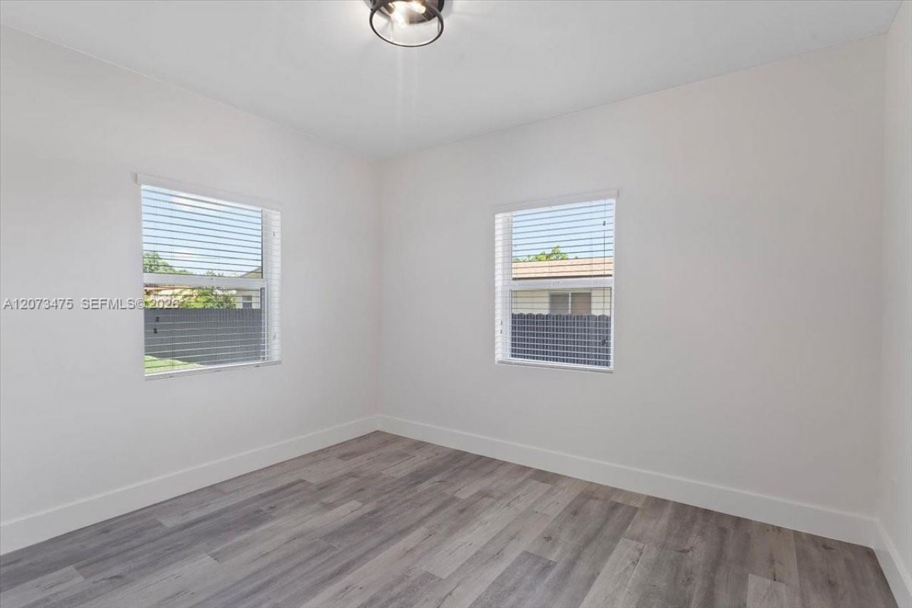 449 E 10th St , Hialeah, FL 33010 Photo