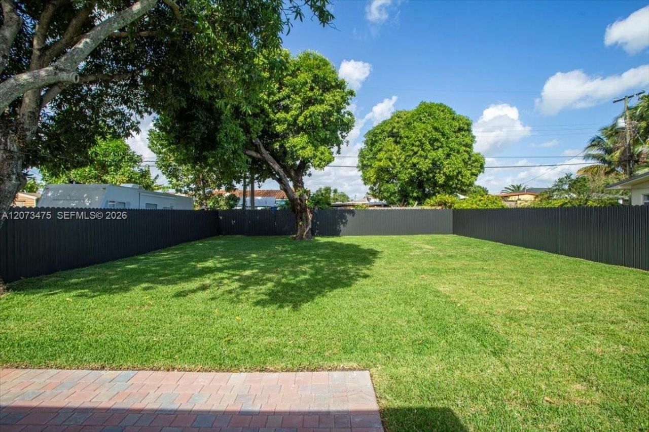 449 E 10th St , Hialeah, FL 33010 Photo