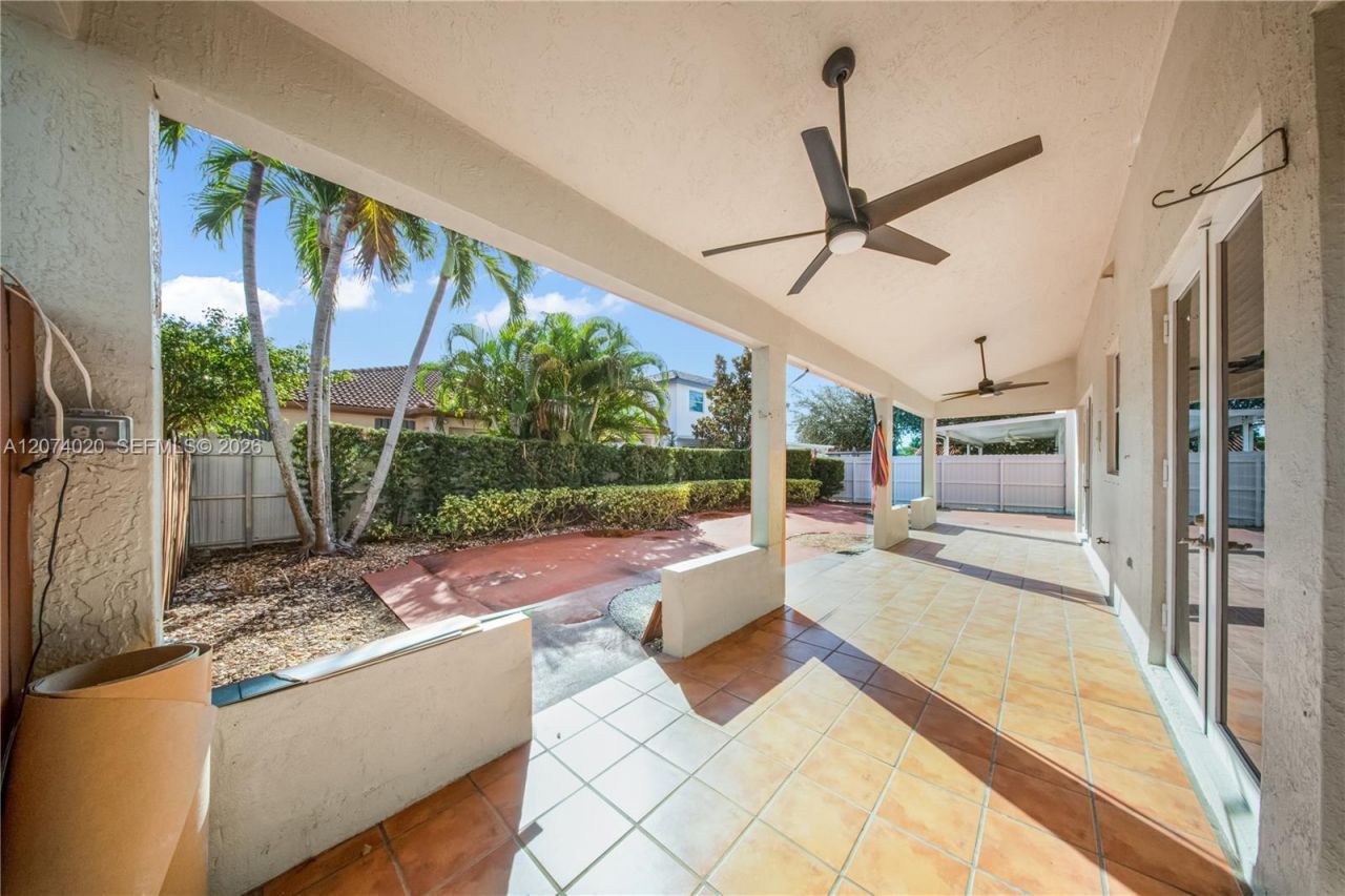 13868 SW 38th Ter , Miami, FL 33175 Photo