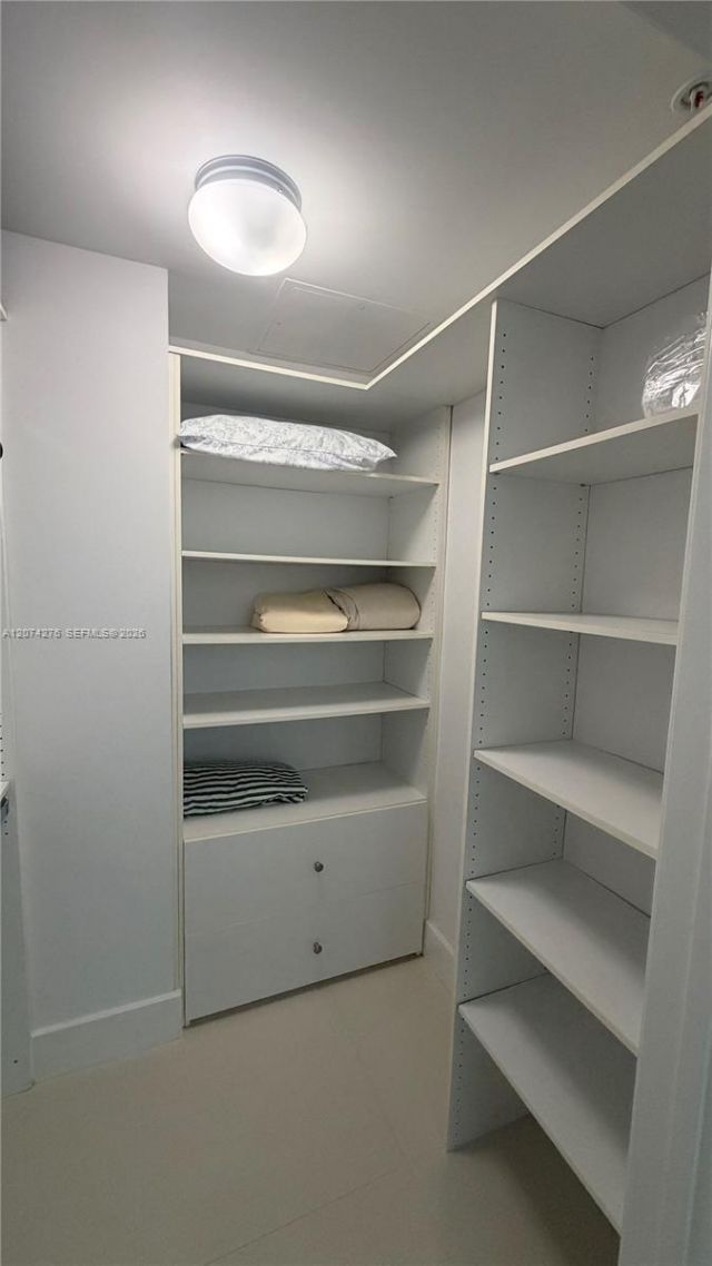 60 SW 13th St, Unit 2610, Miami, FL 33130 Photo