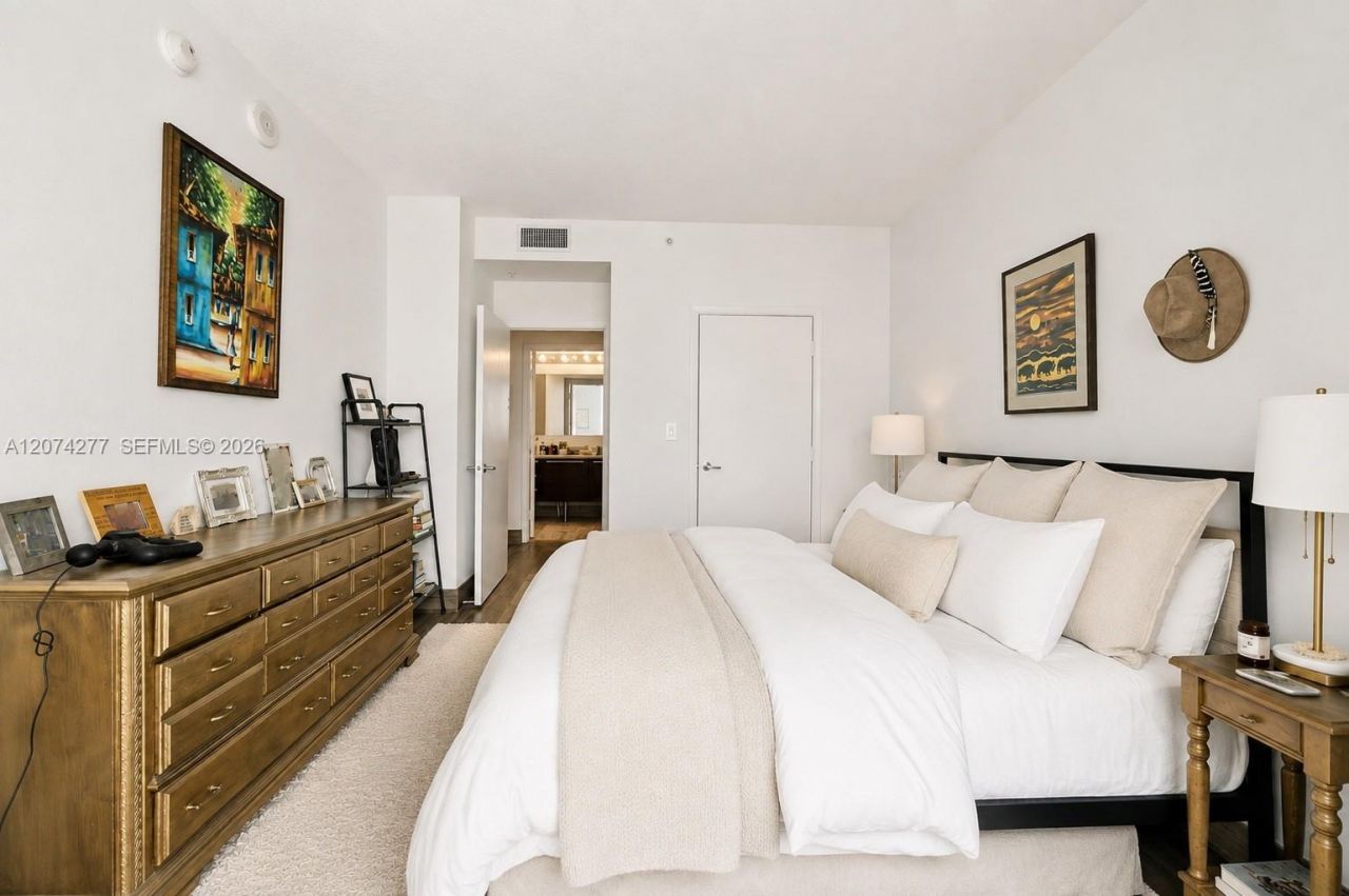 1900 N Bayshore Dr , Unit 3508, Miami, FL 33132 Photo