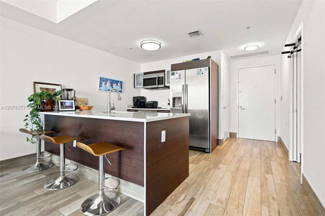 1900 N Bayshore Dr , Unit 3508, Miami, FL 33132 Photo