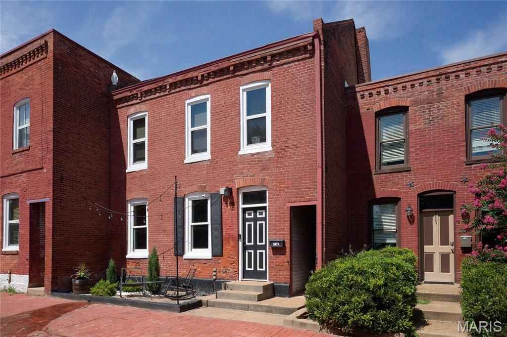 915 Allen Avenue , Unit 4, Saint Louis, MO 63104 Main Photo