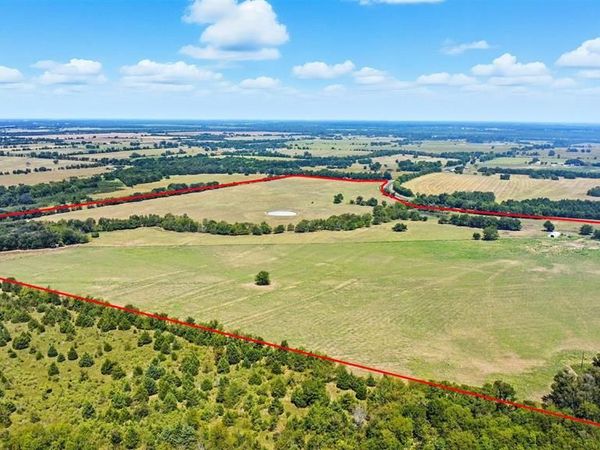 9620 Farm Market 895 , Lake Creek, TX 75450
