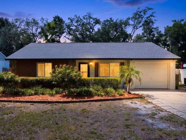 624 E SPRUCE STREET , TARPON SPRINGS, FL 34689