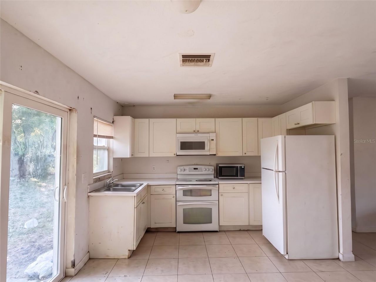 1636 SE Arapaho Avenue , Stuart, FL 34994 Photo