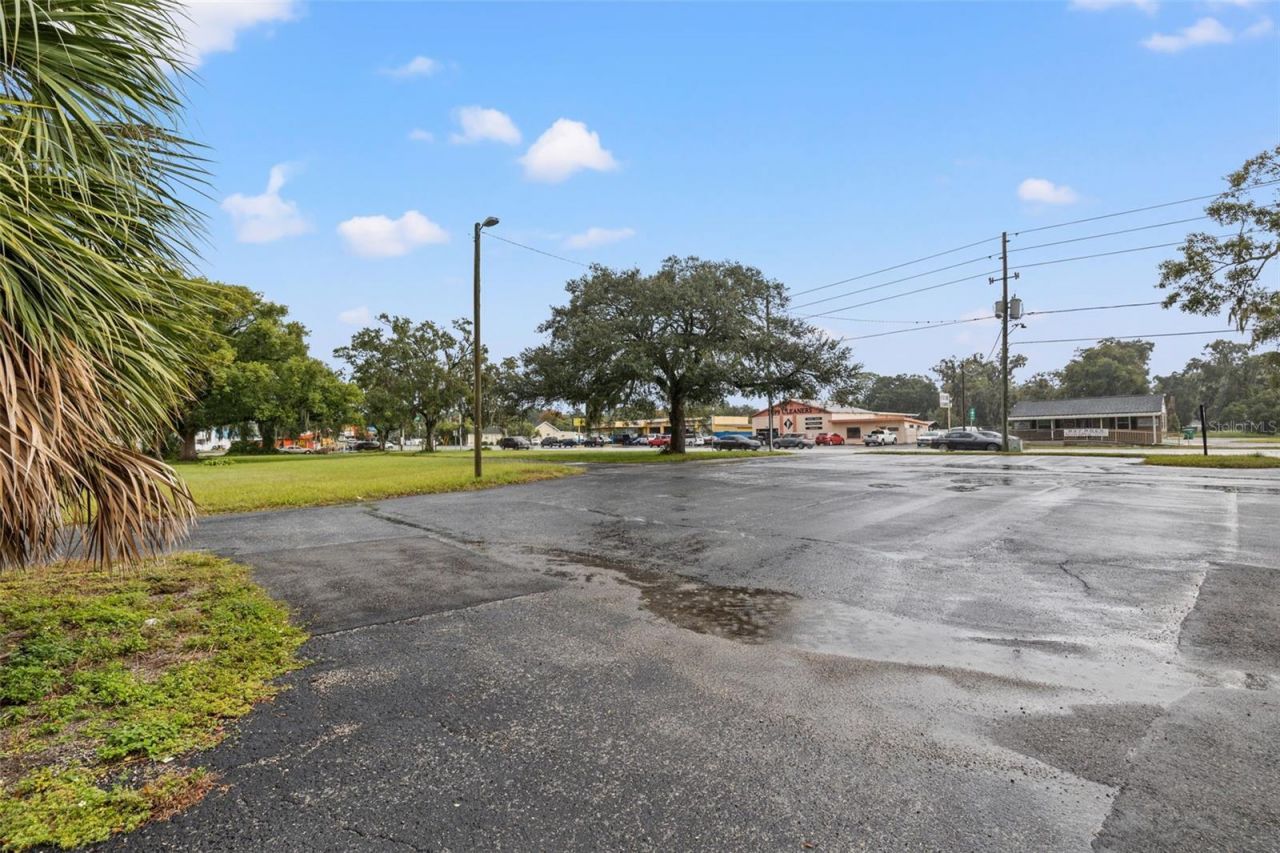 4917 Gall Boulevard , Zephyrhills, FL 33542 Photo
