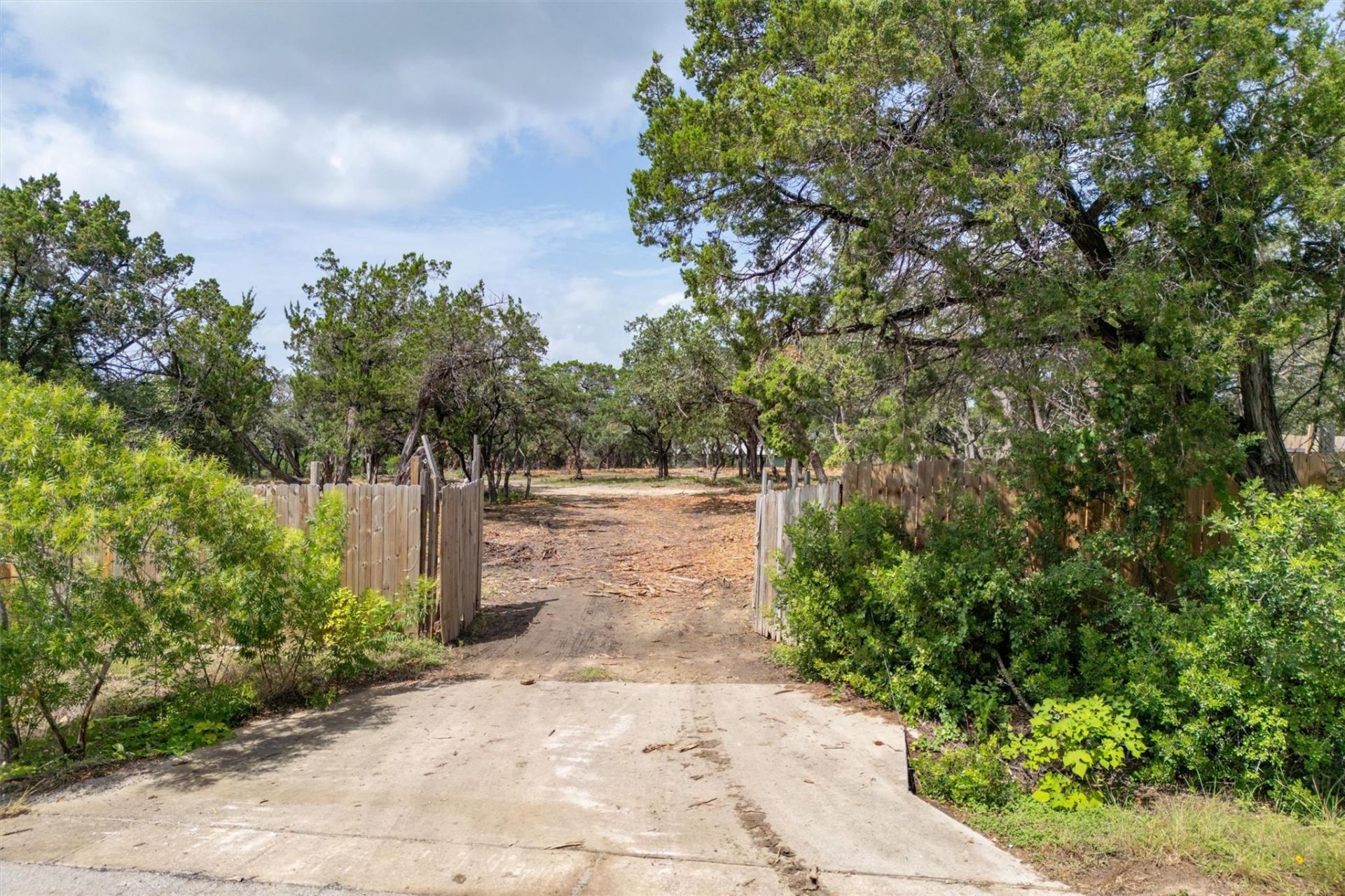 5207 Avispa Way, Austin, TX 78738 Main Photo