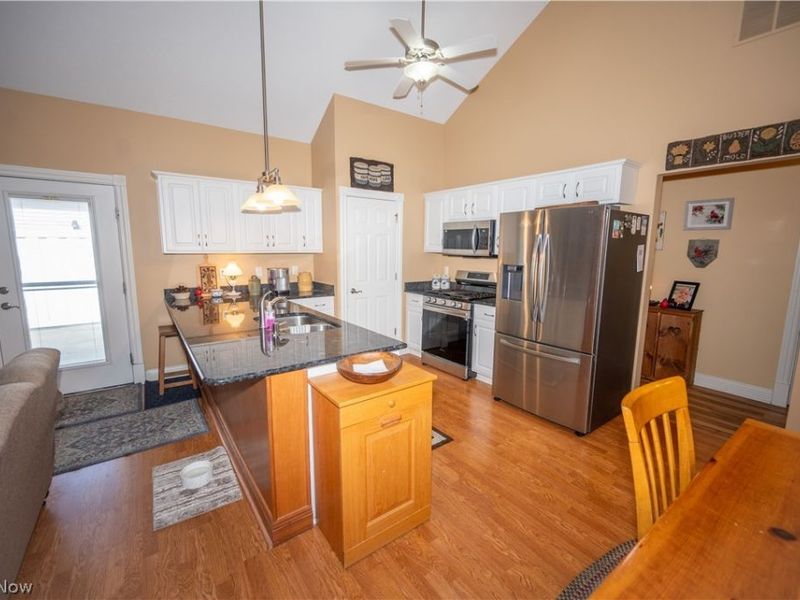3235 Elizabeth Drive , Unit 50, Perry, OH 44081 Photo 4