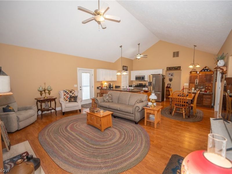 3235 Elizabeth Drive , Unit 50, Perry, OH 44081 Photo 5