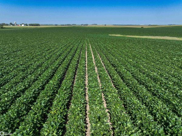 County Highway N26, Graettinger, IA 51342