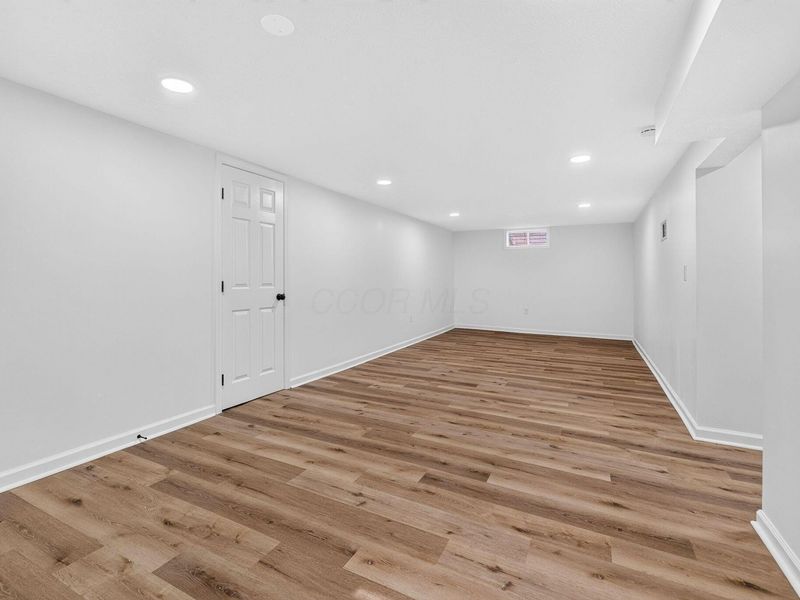 860 Minerva Avenue, Columbus, OH 43229 Photo 18