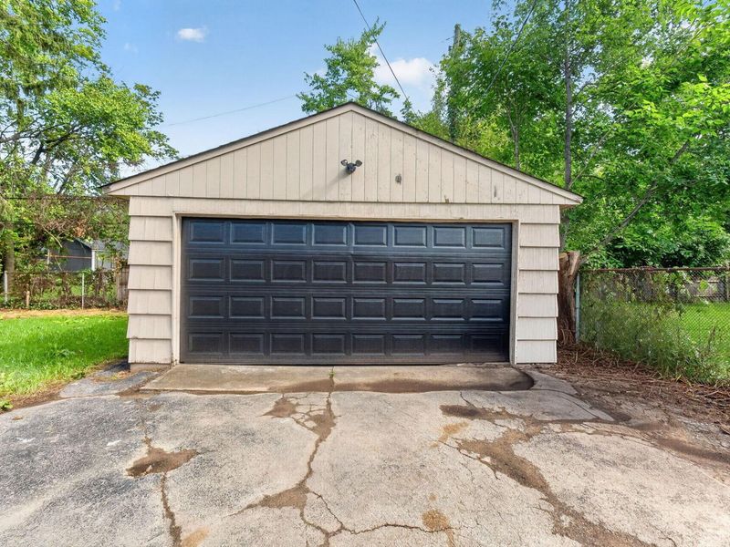 860 Minerva Avenue, Columbus, OH 43229 Photo 19