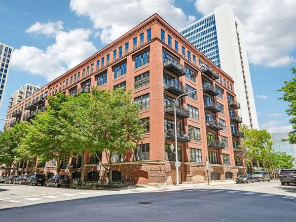 520 W Huron Street , Unit 414, Chicago, IL 60654