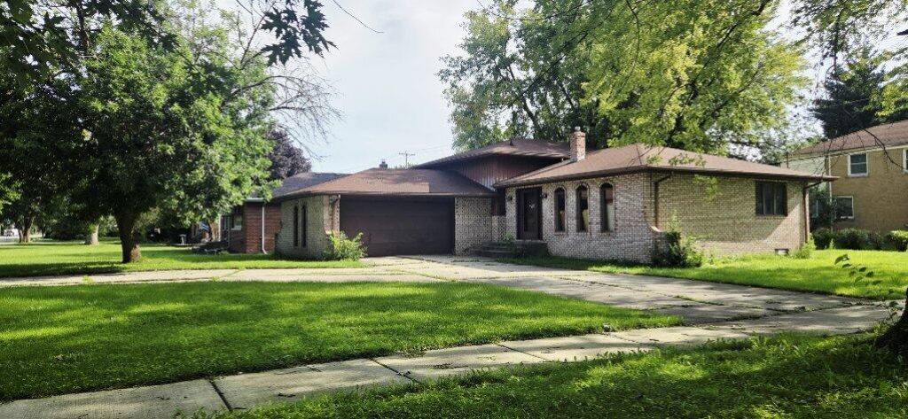 7945 Hohman Avenue, Munster, IN 46321 Main Photo