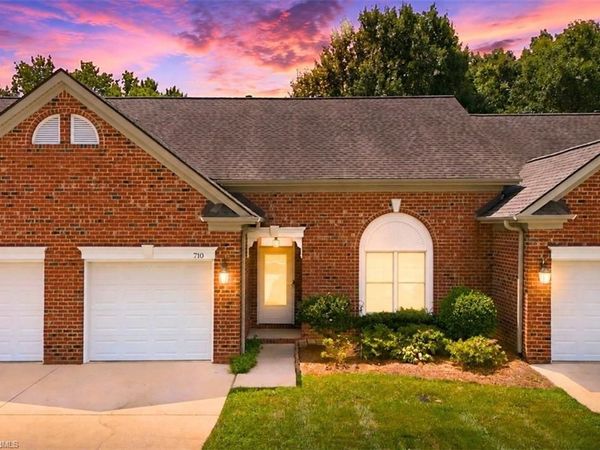 710 Vinebury Lane , High Point, NC 27265