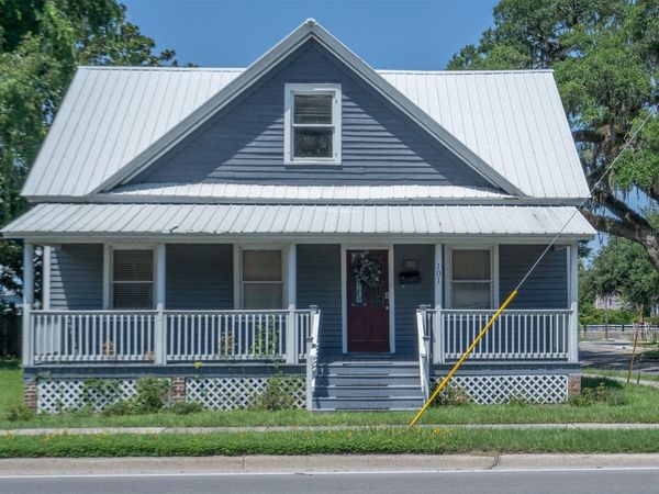 101 S 8TH Street , Fernandina Beach, FL 32034