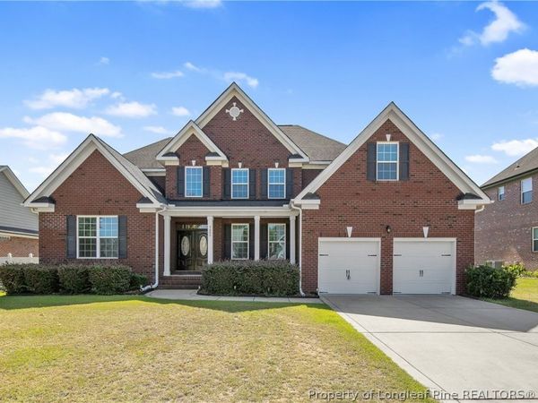 5205 Pride Lane, Hope Mills, NC 28348