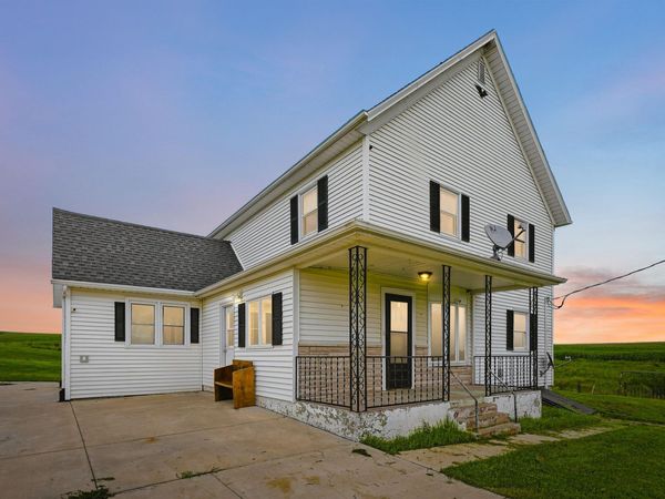 39858 111th Street, Spragueville, IA 52074