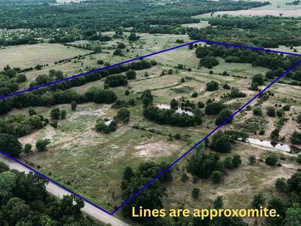 N Schlegel Road, Cushing, OK 74023