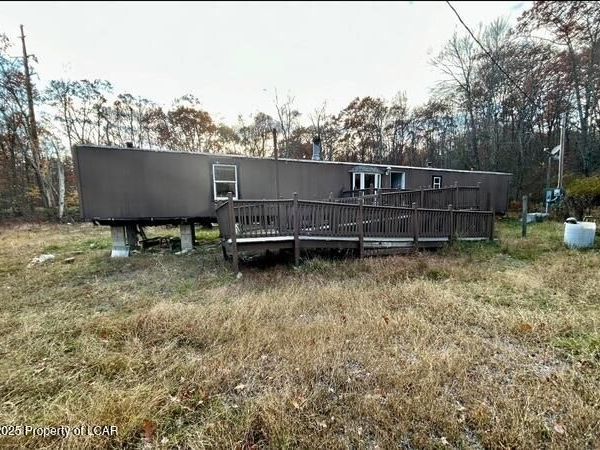 6851 N Buck Mountain Road, Weatherly, PA 18255