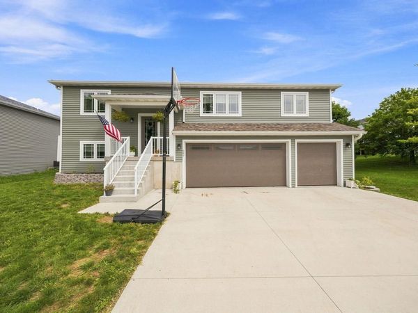 687 W Madison STREET, Jefferson, WI 53549