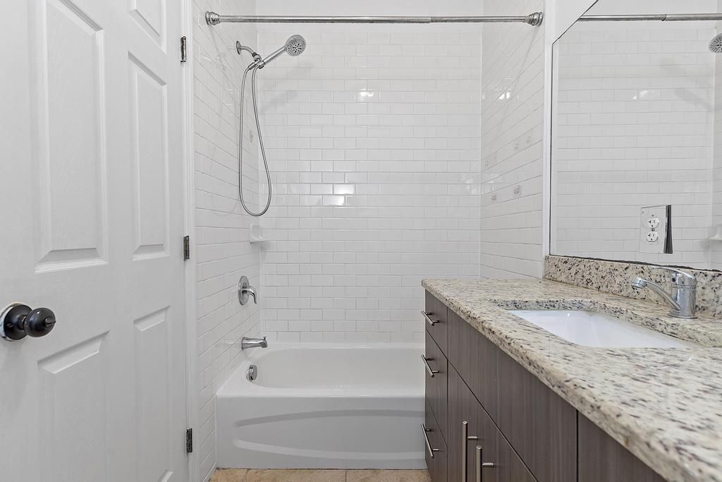 105 2nd Street, Unit 1, Lake Park, FL 33403 Photo