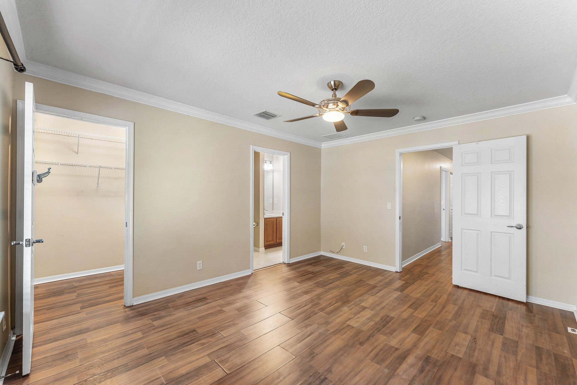 9650 Lago Drive, Boynton Beach, FL 33472 Photo