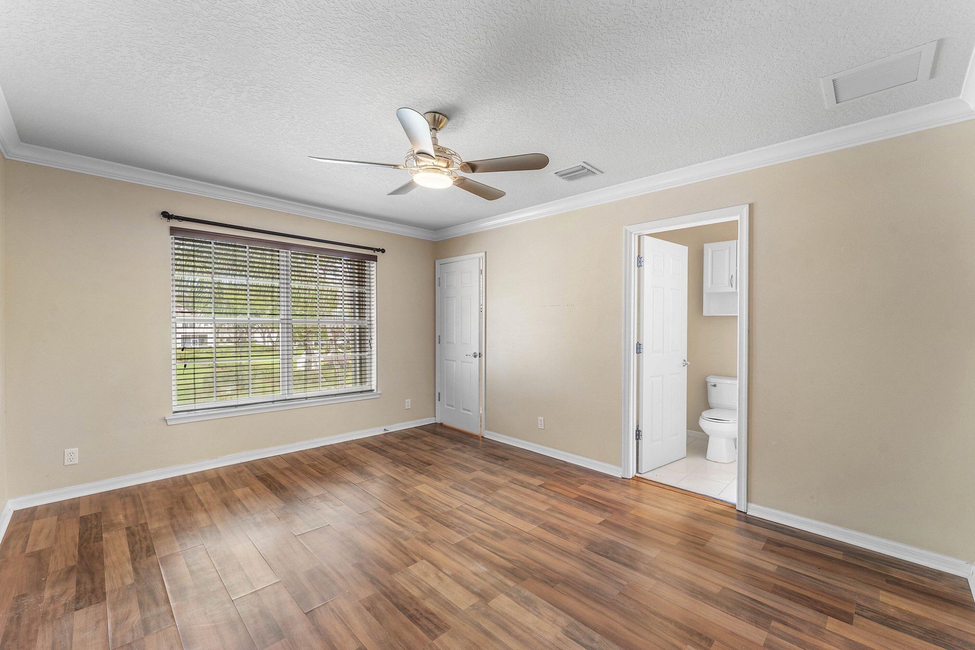 9650 Lago Drive, Boynton Beach, FL 33472 Photo