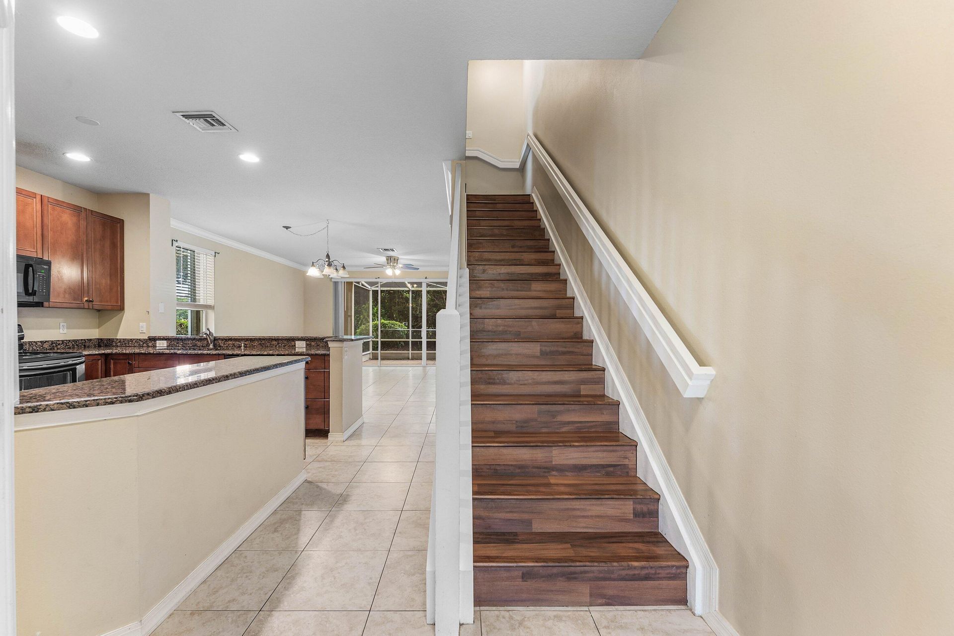 9650 Lago Drive, Boynton Beach, FL 33472 Photo