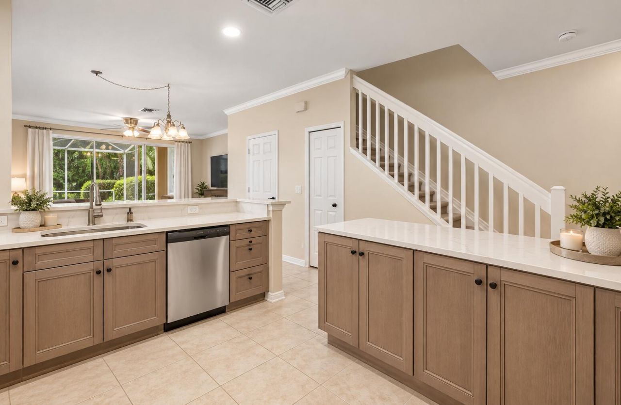9650 Lago Drive, Boynton Beach, FL 33472 Photo