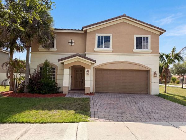 2883 SW Cape Breton Drive, Port St. Lucie, FL 34953