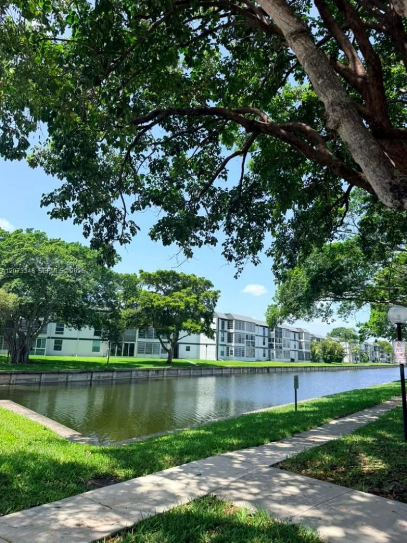 8330 Sands Point Blvd , Unit N208, Tamarac, FL 33321 Photo