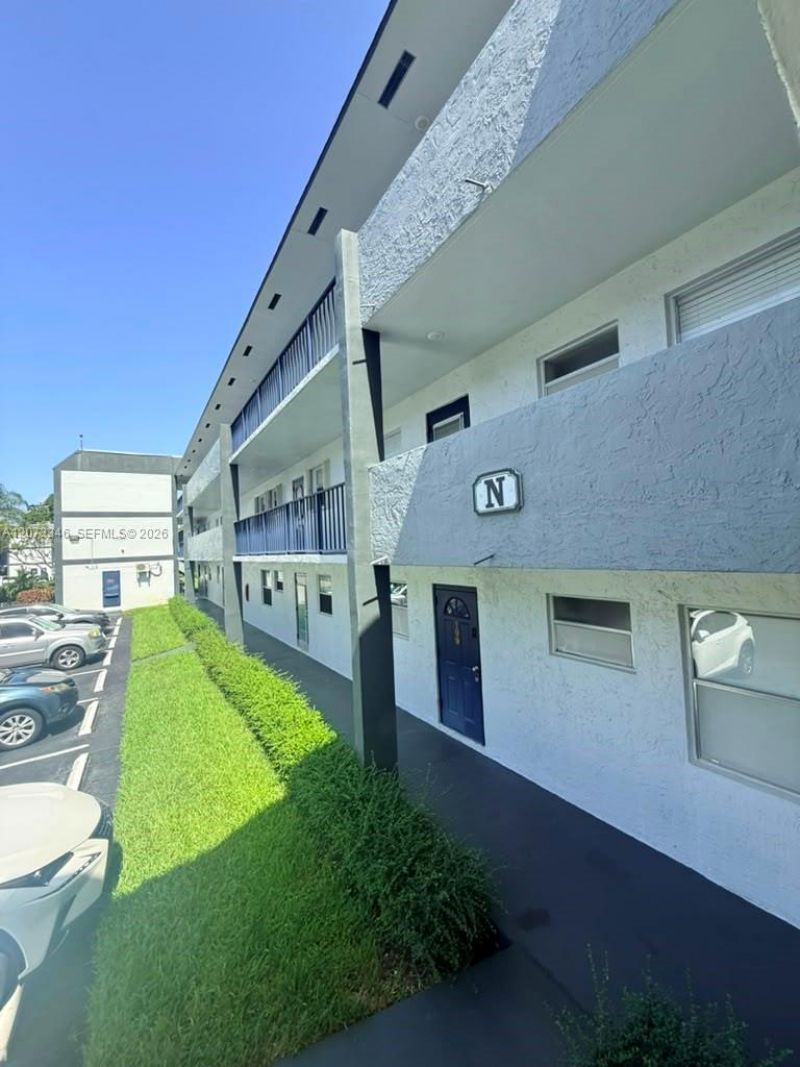 8330 Sands Point Blvd , Unit N208, Tamarac, FL 33321 Photo