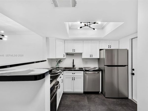 899 SE 2nd Ave , Unit 220, Deerfield Beach, FL 33441