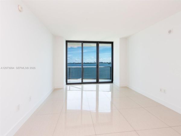 460 NE 28th St, Unit 2202, Miami, FL 33137