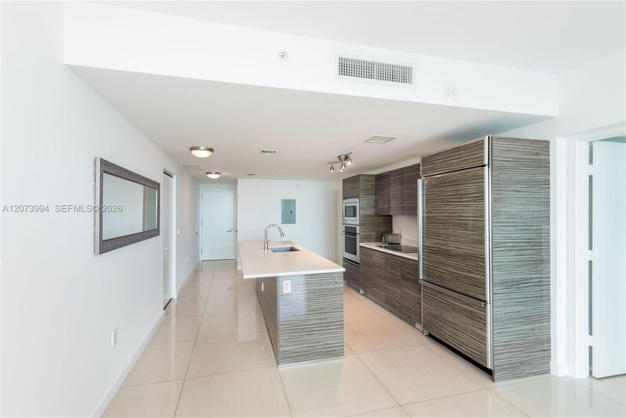 460 NE 28th St, Unit 2202, Miami, FL 33137 Photo