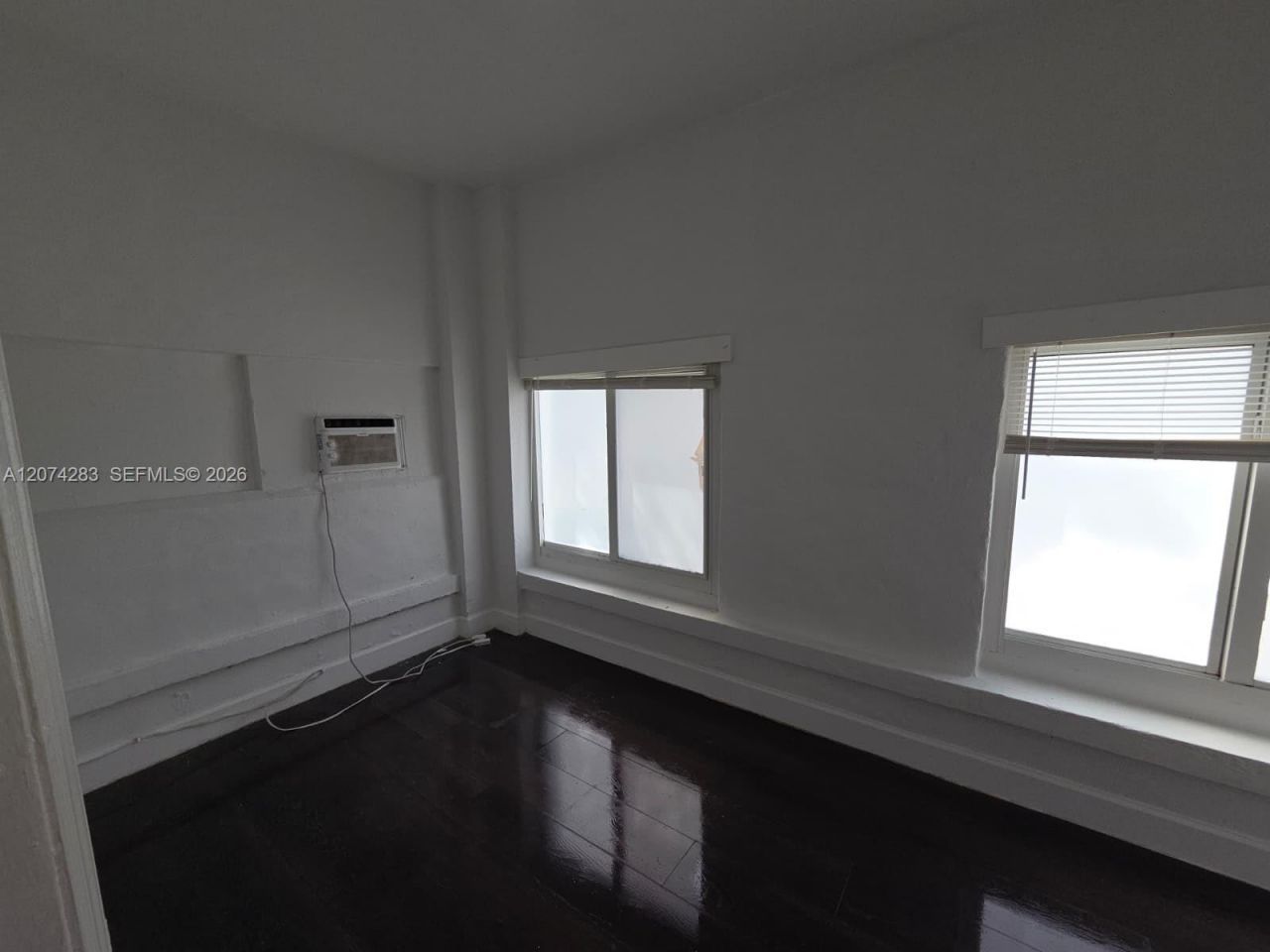 337 SW 10th Ave , Unit 5, Miami, FL 33130 Photo