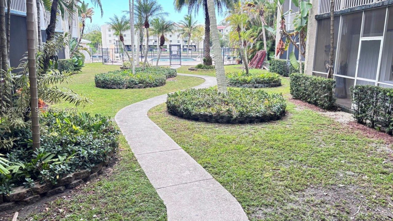 21121 SW 85th Ave , Unit 308, Cutler Bay, FL 33189 Photo