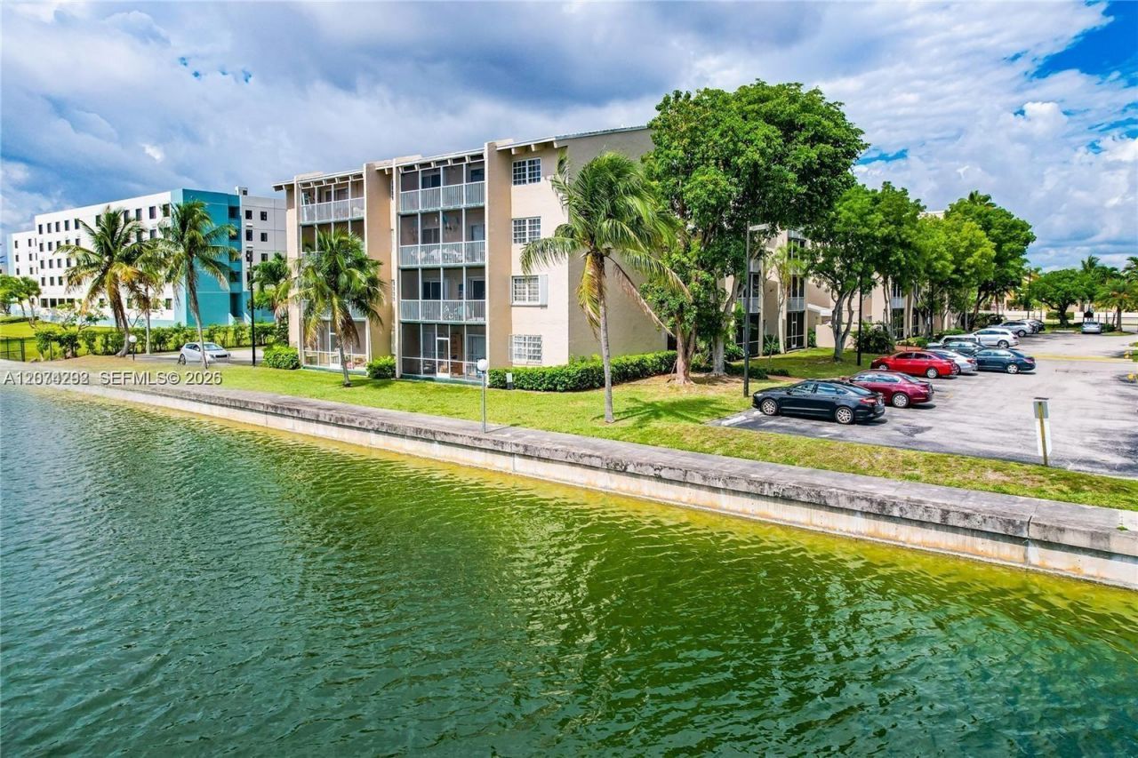 21121 SW 85th Ave , Unit 308, Cutler Bay, FL 33189 Photo