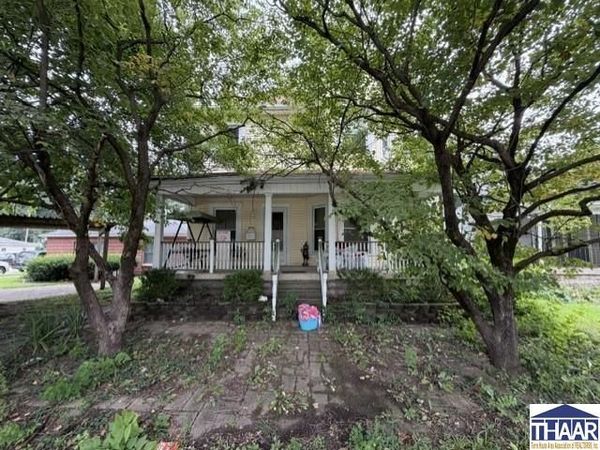 1506 S 7th Street, Terre Haute, IN 47802
