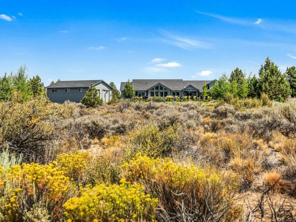 60870 Billadeau Road, Bend, OR 97702